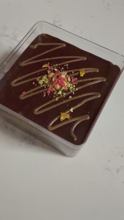 Pistachio Nest Cake